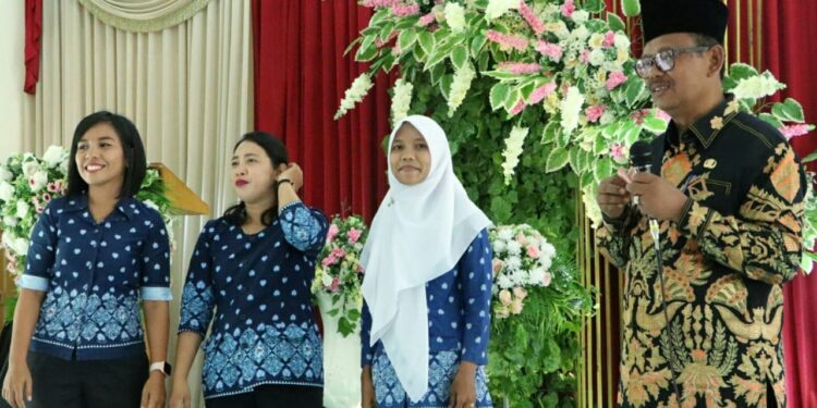 Wakil Bupati Simalungun Hadiri Perayaan Hari Guru Nasional Tahun 2022.