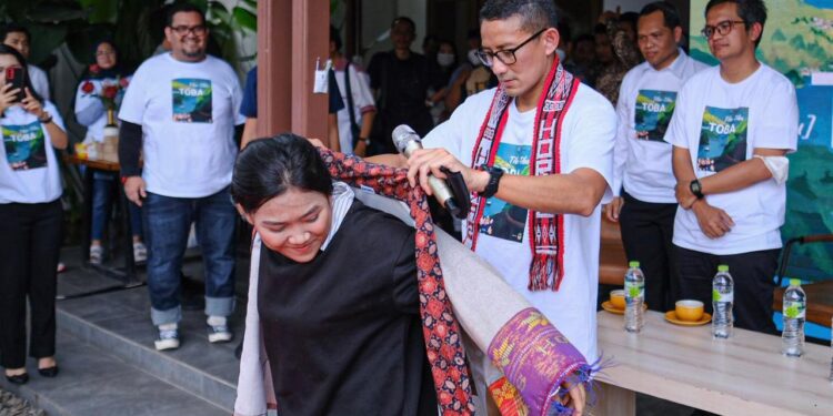 Menparekraf Dorong Pelaku Ekraf Sumut Jadikan Danau Toba Destinasi Wisata Kelas Dunia