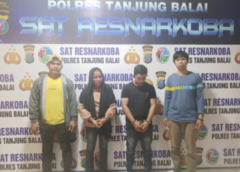 Ibu dan Anak Ditangkap Edarkan Narkoba, Rumahnya Dijadikan Lapak Jualan Sabu