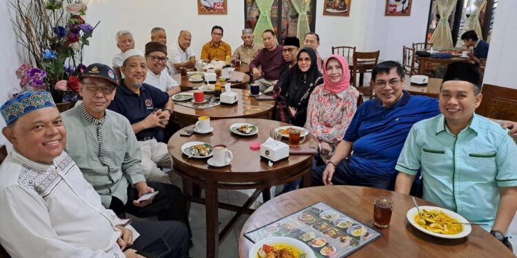 Cendekiawan Melayu Dukung Kebijakan Kepemimpinan ERAMAS sampai Akhir Periode Cendekiawan Melayu Dukung Kebijakan Kepemimpinan ERAMAS sampai Akhir Periode