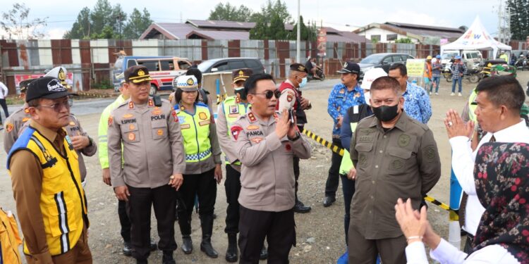 Jelang Ops Lilin Toba 2022 Kapolres Simalungun Dampingi Kunjungan Kapolda Sumut Cek Jalur Alternatif TOL Sinaksak