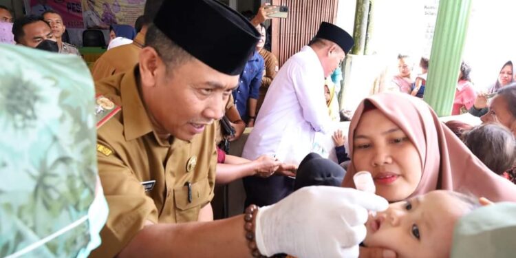 Wali Kota Tanjungbalai H Waris Tholib Imbau Warga Bawa Anak Vaksin Polio
