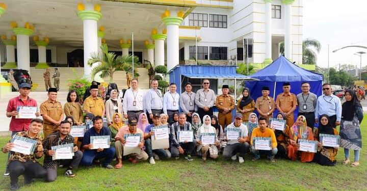 Walikota Tanjungbalai Sampaikan Bantuan CSR Bank Sumut Kepada Para Pelaku UMKM