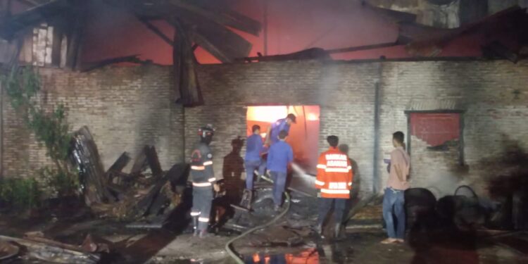 Kebakaran di Jalan Cipto, Rumah Lim Tjoen Ang Dilalap Sijago Merah