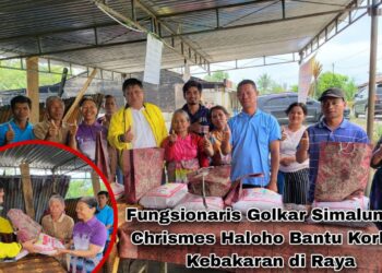 Fungsionaris Golkar Simalungun Chrismes Haloho Bantu Korban Kebakaran di Raya