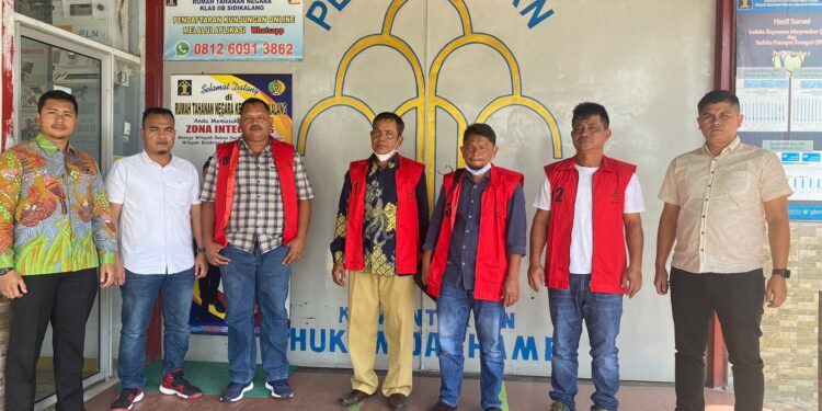 Empat Tersangka Korupsi MCK Dilimpahkan ke Kejaksaan