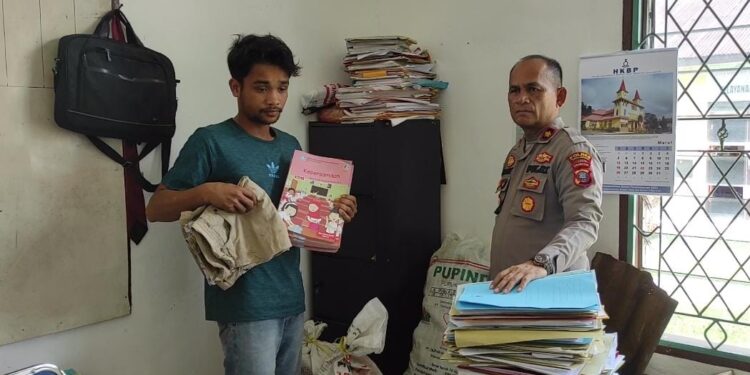 Pelaku Pencurian Buku Pelajaran di SMP Swasta HKBP Tanah Jawa Diringkus