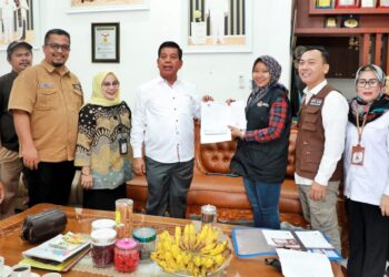 Ketua KPU D dan Bawaslu Simalungun Coklit ke Rumah Bupati