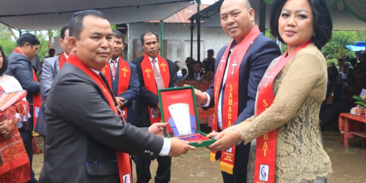 Bupati Tapanuli Utara hadiri Perayaan Paskah GPdI Pagaran & Jubileum 150 Tahun HKBP Lumban Baringin Sipoholon