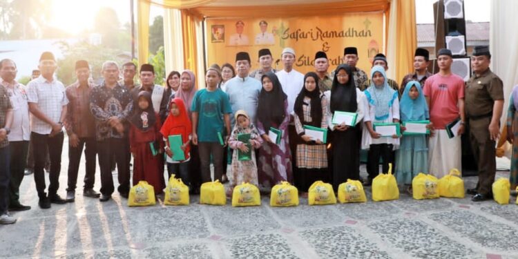 Bupati Simalungun bersama Kajari Hadiri Safari Ramadhan dan Silahturahmi dengan Masyarakat