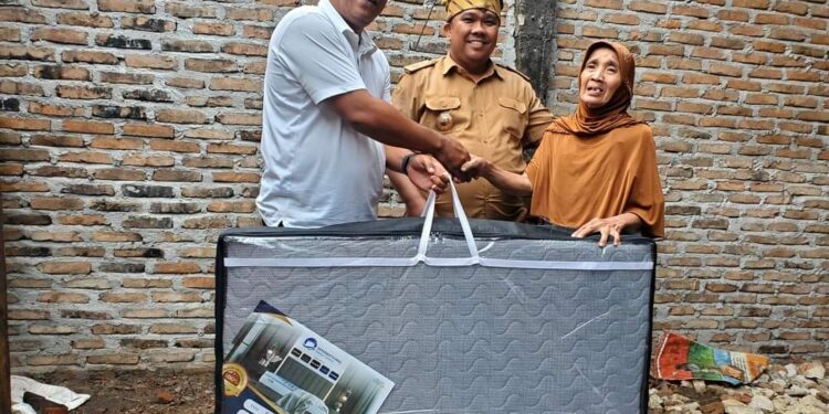 Bertahun-tahun Hidup Sebatangkara, Nek Misni Dapat Bantuan Bang Gabe