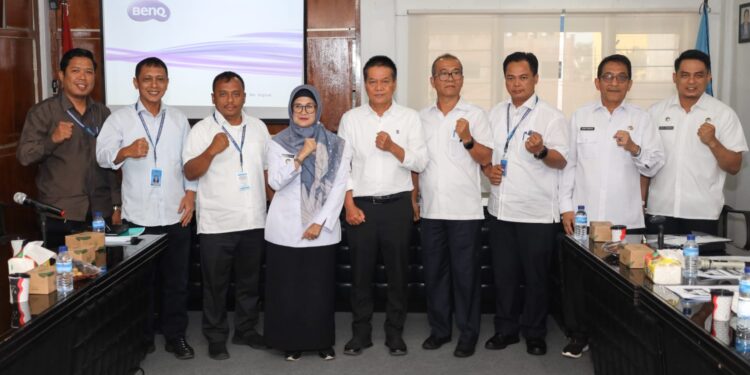 Jajaran Direksi Perumda Tirta Uli Diminta Tekan Jumlah Keluhan Pelanggan