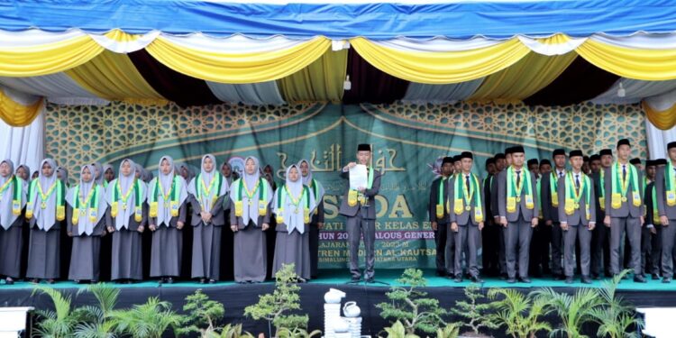 Pondok Pesantren Modern Al-Kautsar Wisuda Santri Angkatan XXXII Tahun 2023
