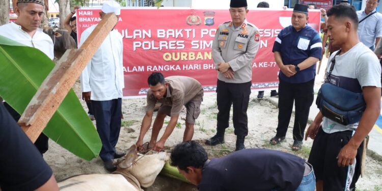 Gelar Qurban Presisi Polres Simalungun Sembelih 14 Hewan