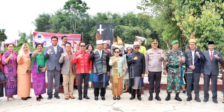 Bupati Ziarah ke Makam Tuan Guru Jason Saragih