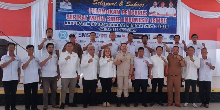 Pengurus SMSI Pakpak Bharat Dilantik, Bupati Franc Tumanggor Ajak Berkolaborasi