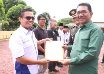 SMSI Siantar Simalungun Terima Piagam Penghargaan Hari Bhayangkara ke -77 