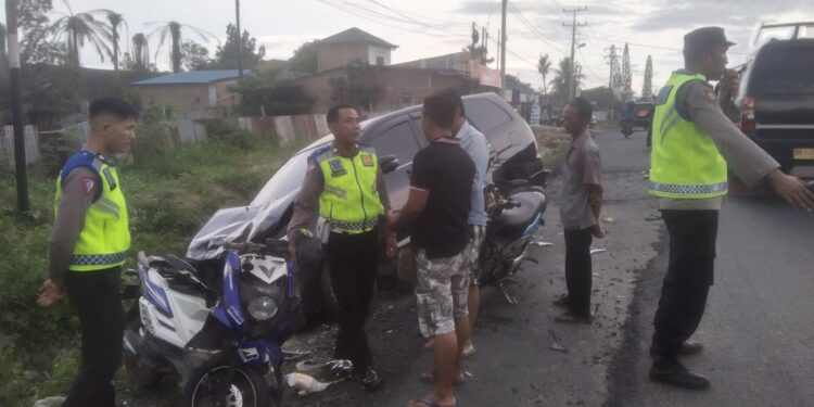 Lakalantas Dua Sepeda Motor kontra Mobil di Jalinsum Siantar-Medan Renggut Nyawa