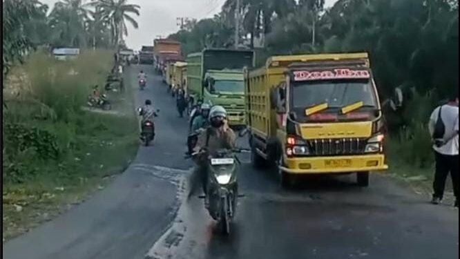 Pemkab Labuhanbatu Tutup Mata, Puluhan IRT Geruduk PKS Pulo Padang