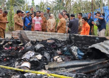 Wali Kota Mengunjungi Korban Kebakaran di Sumber Jaya 1