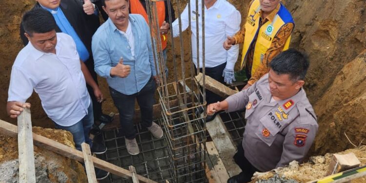 Peletakan Batu Pertama Pembangunan Kantor Camat Purba