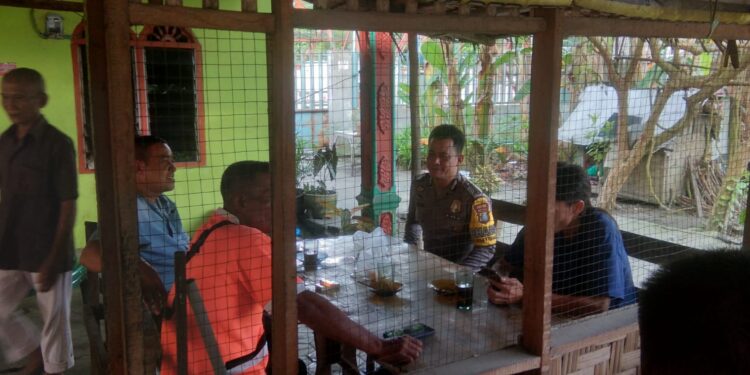 Melalui DDS, Bhabinkamtibmas Polsek Air Batu Sambang Warga Binaan
