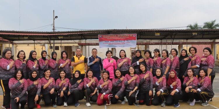 Polres Pematang Siantar Olah Raga Bersama Serentak HUT Ke-75 Polwan