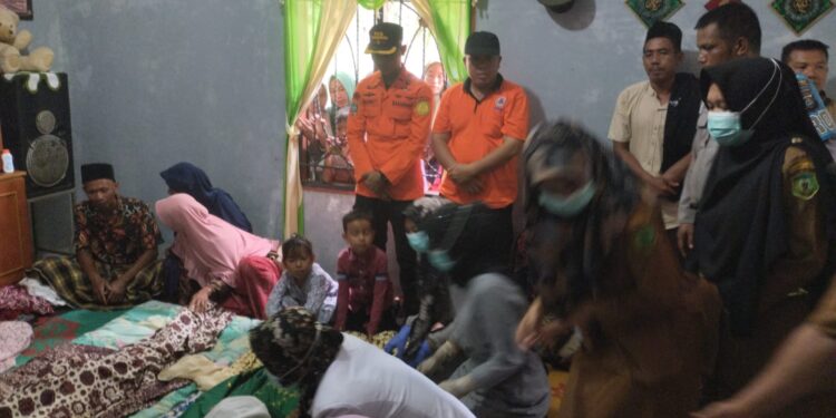 Bocah Hanyut di Sungai Barumun