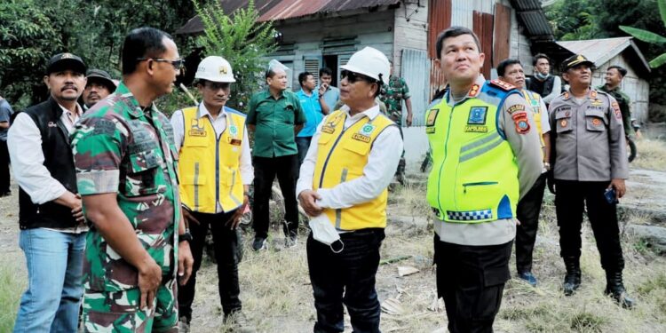Bupati Simalungun Radiapoh Hasiholan Sinaga kunjungan kerja ke Nagori (Desa) Ujung Saribu Kecamatan Pamatang Silimahuta, Simalungun