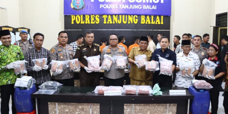 Polres Tanjung Balai Ungkap Kasus Peredaran 15 Kg Sabu