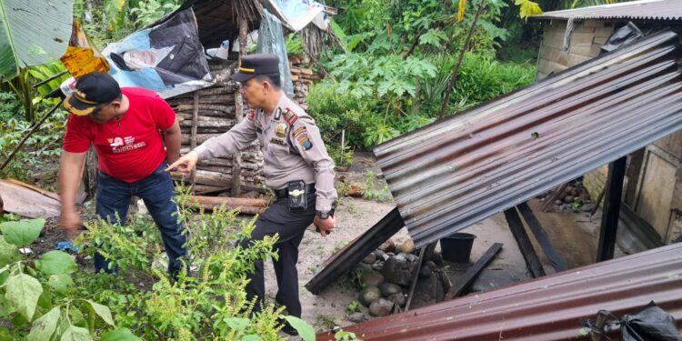 Nipan Marbun Disambar Petir