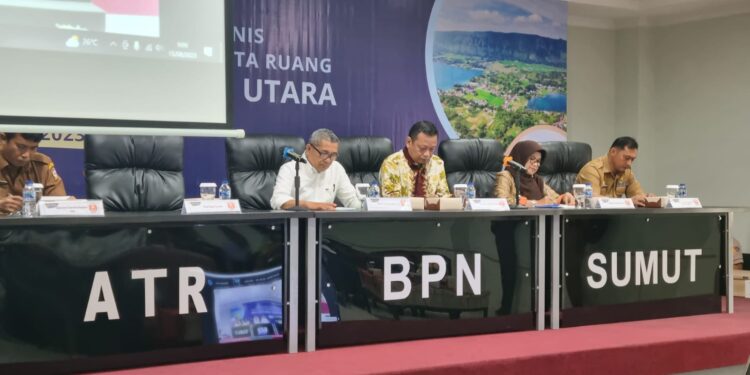 Wali Kota Pematang Siantar Hadiri Rakor Bantuan Teknis Penyusunan Rencana Detail Tata Ruang Wali Kota Pematang Siantar Hadiri Rakor Bantuan Teknis Penyusunan Rencana Detail Tata Ruang