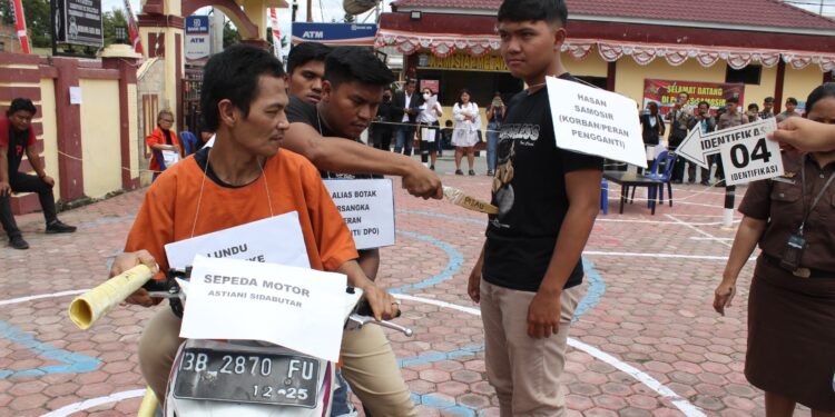 Rekonstruksi Pembunuhan Berencana Terhadap Hasan Samosir