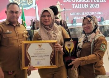 pemkab Simalungun dapat Anugerah Keterbukaan Informasi Publik