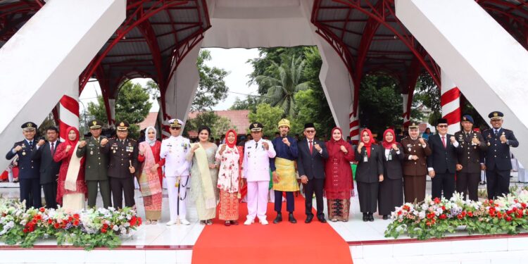 Kapolres Tanjung Balai Ikuti Upacara HUT Ke -78 Kemerdekaan RI di Alun-Alun Sultan Abdul Jalil Rahmadsyah