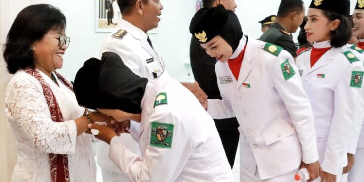 Bupati Simalungun Sampaikan Terima Kasih Kepada Paskibraka
