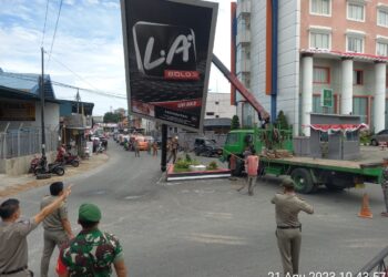 Plank Iklan Rokok LA dari Djarum tak Berizin Ditumbangkan