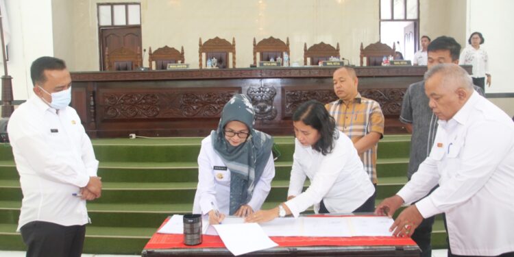 Wali Kota Pematang Siantar Tandatangani Nota Kesepakatan Kebijakan Umum Anggaran