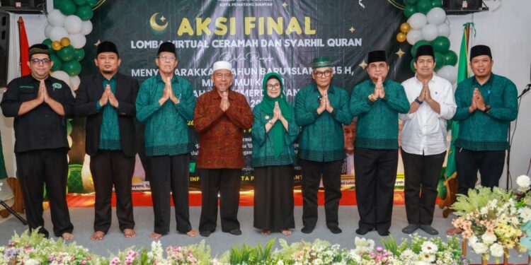 Wali Kota Hadiri Pembagian Hadiah Lomba Virtual Ceramah dan Syarhil Quran Wali Kota Hadiri Pembagian Hadiah Lomba Virtual Ceramah dan Syarhil Quran