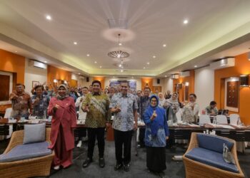 dr Susanti Dewayani SpA Ikuti Pleno