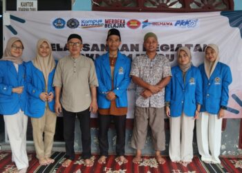 Mahasiswa FISIP UMSU Kenalkan Narasi Melalui Boneka Tangan di Panti Asuhan Medan Deli