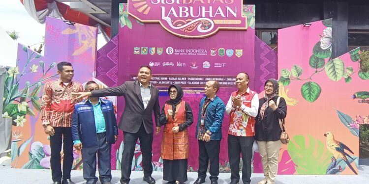 Festival SISI BATAS LABUHAN Belanja Pakai QRIS