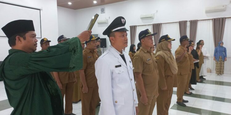 24 Pejabat Eselon IV Di Pemko Pematang Siantar Dilantik dan diambil sumpah