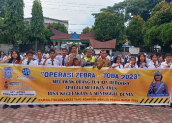 Sat Lantas Polres Pematang Siantar Sosialisasi Keselamatan Lalu Lintas di SMP N 7