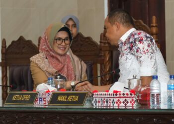 Wali Kota  Pematang Siantar  Sampaikan Nota Jawaban ke DPRD