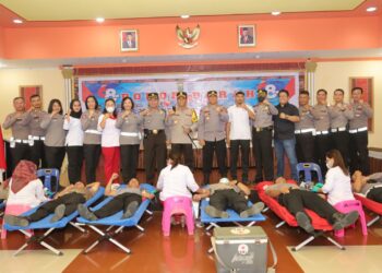 Polres Pematang Siantar Donor Darah di HUT Lalulintas ke-68