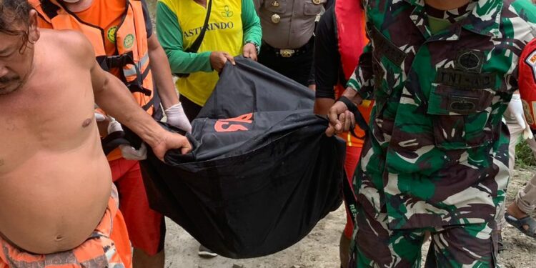 Tumpak Aritonang, Penumpang Minibus yang Jatuh di Laurenun Ditemukan, Istrinya Masih Dicari Penumpang Minibus yang Jatuh di Laurenun Ditemukan