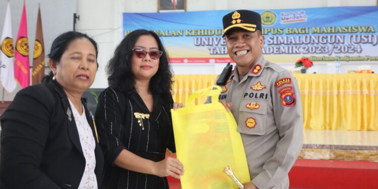 Kapolres Pematang Siantar Berikan Materi di PKB USI
