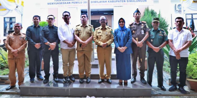 Bupati Simalungun dan Wakil Bupati Hadiri Rakor Forkompinda