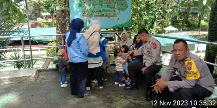 Ciptakan Area Publik Yang Aman Dan Nyaman, Polsek Siantar Barat Laksanakan Patroli Presisi Di Taman Hewan